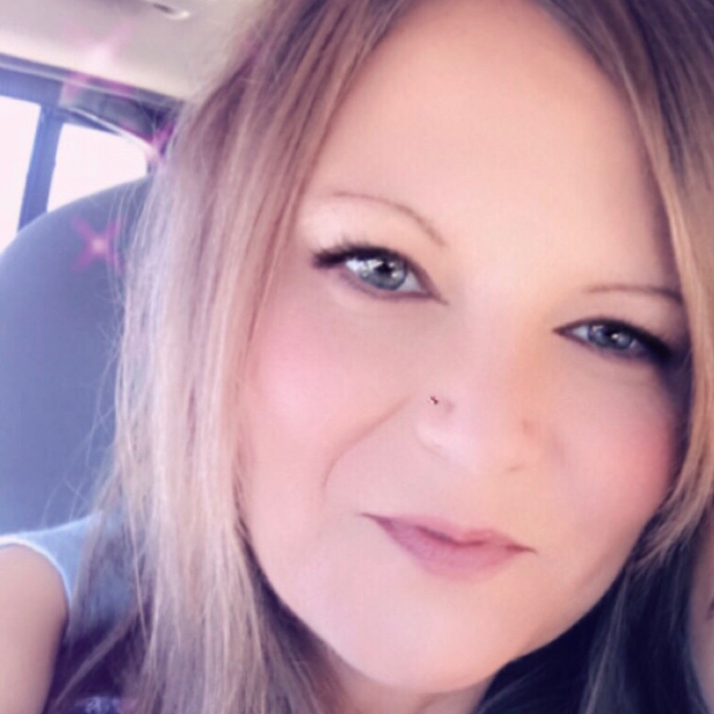 Meet your Posher, Tina